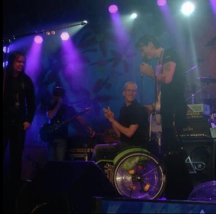 Lauri Malinen with Steve Vai during "Build Me a Song" in Helsinki