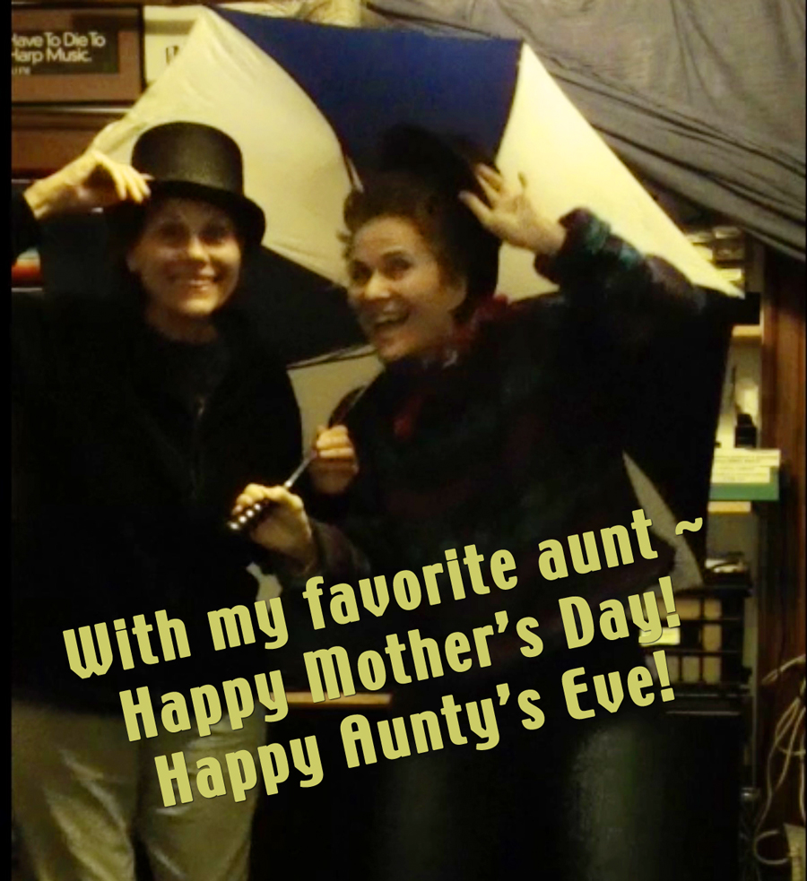 favorite-aunt-umbrella1